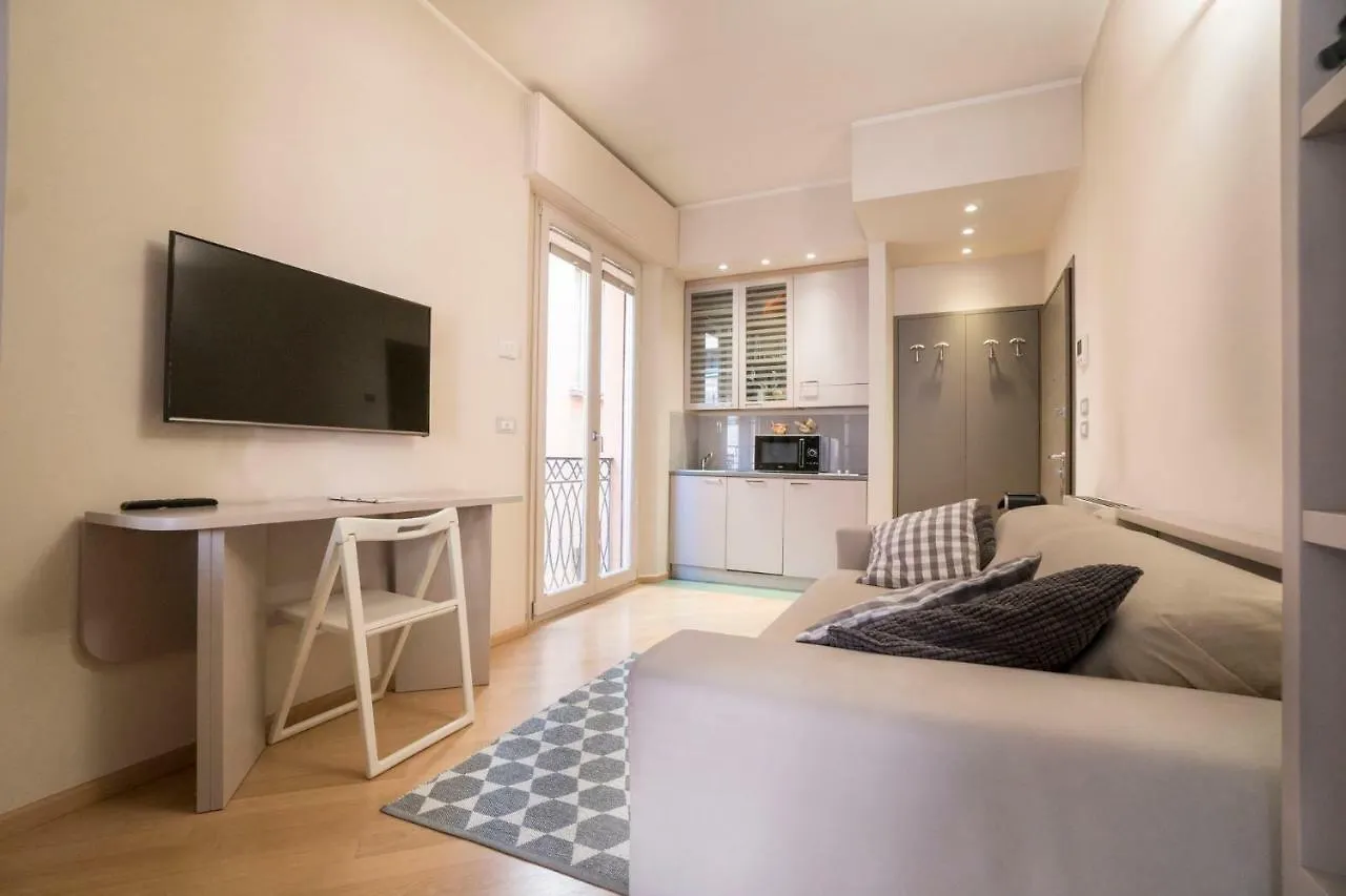 Bologna Elegance Apartment Italy